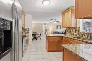 150 Valencia St, Royal Palm Beach, FL 33411 - Photo 7