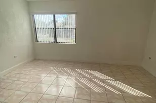 3031 E Missionwood Ln, Miramar, FL 33025 - Photo 11