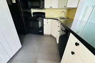 1007 Green Pine Blvd, West Palm Beach, FL 33409 - Photo 15