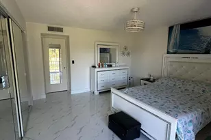 4557 Luxemburg Ct, Lake Worth, FL 33467 - Photo 5