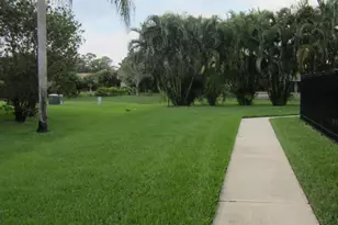 12989 Odessa Trail, Wellington, FL 33414 - Photo 15