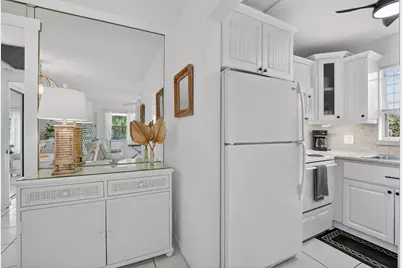 477 Tilford V, Deerfield Beach, FL 33442 - Photo 11