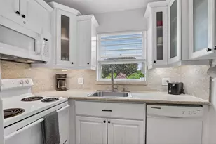 477 Tilford V, Deerfield Beach, FL 33442 - Photo 9