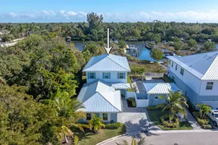 4659 SE Manatee Way, Stuart, FL 34997 - Photo 3