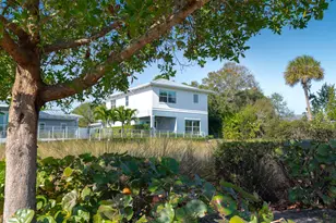 4659 SE Manatee Way, Stuart, FL 34997 - Photo 19