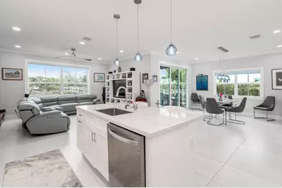 4659 SE Manatee Way, Stuart, FL 34997 - Photo 15