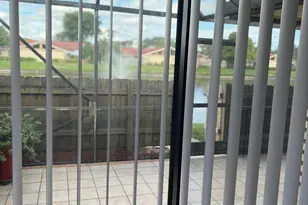 4423 Woodstock Dr, West Palm Beach, FL 33409 - Photo 7