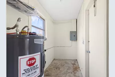 110 SW 12th Avenue, South Bay, FL 33493 - Photo 25