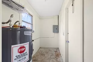 110 SW 12th Ave, South Bay, FL 33493 - Photo 25