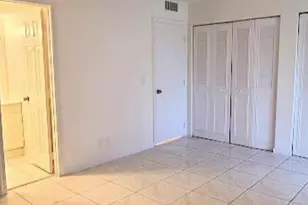 600 Village Green Ct, Lake Worth Beach, FL 33461 - Photo 11