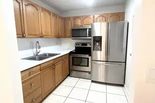 600 Village Green Ct, Lake Worth Beach, FL 33461 - Photo 17