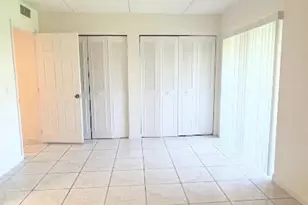 600 Village Green Ct, Lake Worth Beach, FL 33461 - Photo 3