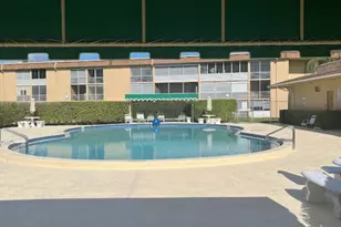 600 Village Green Ct, Lake Worth Beach, FL 33461 - Photo 13