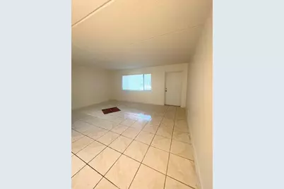 600 Village Green Court #C-110, Palm Springs, FL 33461 - Photo 5