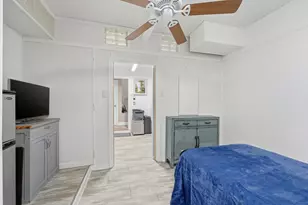 2805 Foxhall Dr E, West Palm Beach, FL 33417 - Photo 51