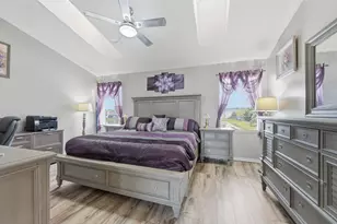 2805 Foxhall Dr E, West Palm Beach, FL 33417 - Photo 19