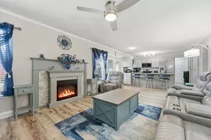 2805 Foxhall Dr E, West Palm Beach, FL 33417 - Photo 7