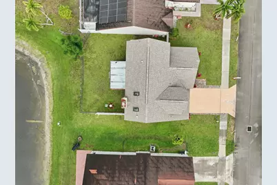 2805 Foxhall Drive E, West Palm Beach, FL 33417 - Photo 45