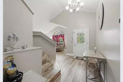 2805 Foxhall Drive E, West Palm Beach, FL 33417 - Photo 51