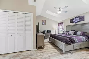 2805 Foxhall Dr E, West Palm Beach, FL 33417 - Photo 17