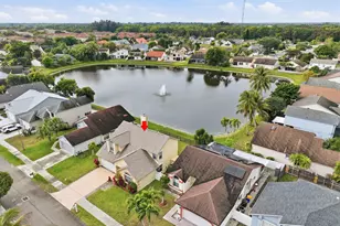 2805 Foxhall Dr E, West Palm Beach, FL 33417 - Photo 1