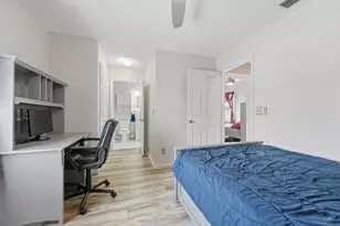 2805 Foxhall Dr E, West Palm Beach, FL 33417 - Photo 53