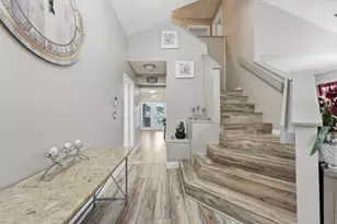 2805 Foxhall Dr E, West Palm Beach, FL 33417 - Photo 9