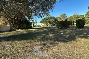 221 NE 9th Ave, Boynton Beach, FL 33435 - Photo 1