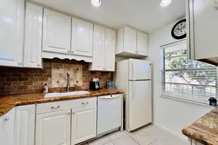 150 Lake Meryl Dr, West Palm Beach, FL 33411 - Photo 3
