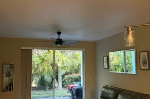 1966 Alamanda Way, Riviera Beach, FL 33404 - Photo 7