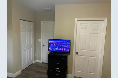 1966 Alamanda Way, Riviera Beach, FL 33404 - Photo 19