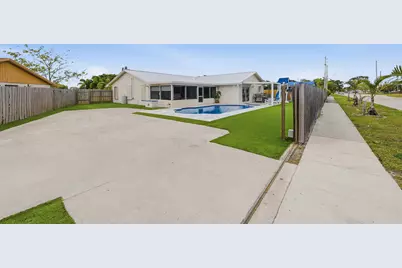 1188 SW 24th Terrace, Deerfield Beach, FL 33442 - Photo 15