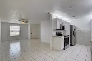 12449 Westhampton Cir, Wellington, FL 33414 - Photo 11