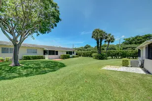 2915 Ashley Dr W, West Palm Beach, FL 33415 - Photo 27
