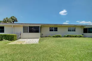 2915 Ashley Dr W, West Palm Beach, FL 33415 - Photo 25