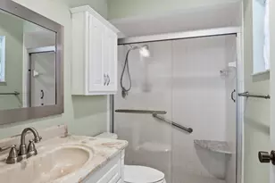 461 Holyoke Ln, Lake Worth, FL 33467 - Photo 9