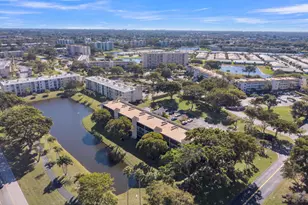 7185 Huntington Ln, Delray Beach, FL 33446 - Photo 45