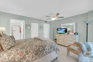 7185 Huntington Ln, Delray Beach, FL 33446 - Photo 23