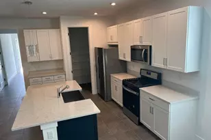 12800 SW Eleanor Dr, Port Saint Lucie, FL 34987 - Photo 11