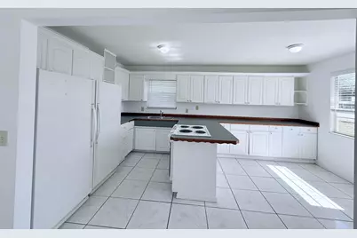 368 14th Place SW, Vero Beach, FL 32962 - Photo 5