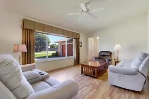 907 Prairie Rd, West Palm Beach, FL 33406 - Photo 11