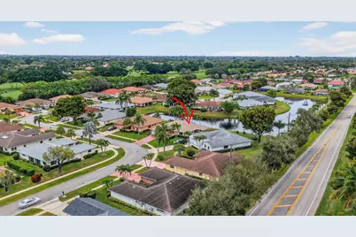 10659 Greentrail Drive S, Boynton Beach, FL 33436 - Photo 35