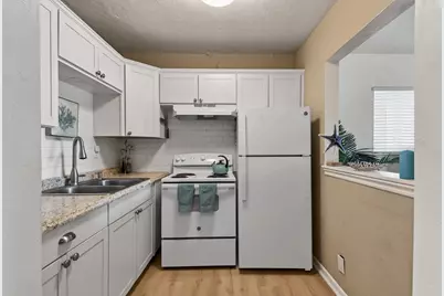 2286 Lake Osborne Drive #Apt. 4, Lake Worth Beach, FL 33461 - Photo 13