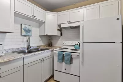 2286 Lake Osborne Drive #Apt. 4, Lake Worth Beach, FL 33461 - Photo 15