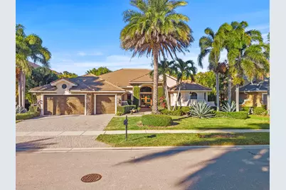 10710 Versailles Boulevard, Wellington, FL 33449 - Photo 1