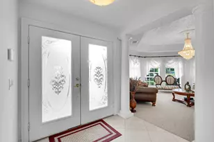 1402 SW Doe Ct, Port Saint Lucie, FL 34953 - Photo 5