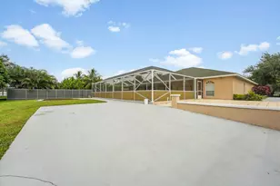 1402 SW Doe Ct, Port Saint Lucie, FL 34953 - Photo 41