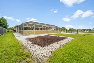 1402 SW Doe Ct, Port Saint Lucie, FL 34953 - Photo 43