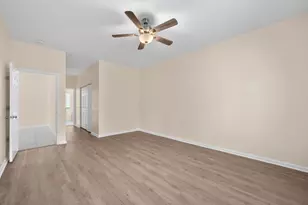 6980 SE Twin Oaks Cir, Stuart, FL 34997 - Photo 21