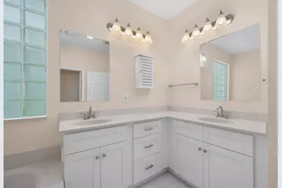 6980 SE Twin Oaks Circle, Stuart, FL 34997 - Photo 23